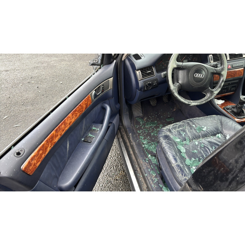 Poignee porte avant gauche AUDI A6 2 Photo n°12
