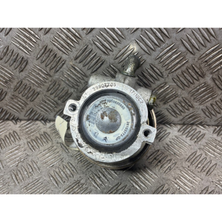 Pompe de direction CITROEN XSARA PICASSO Photo n°1
