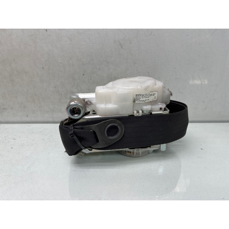 Pretensionneur de ceinture avant gauche TOYOTA IQ Photo n°3