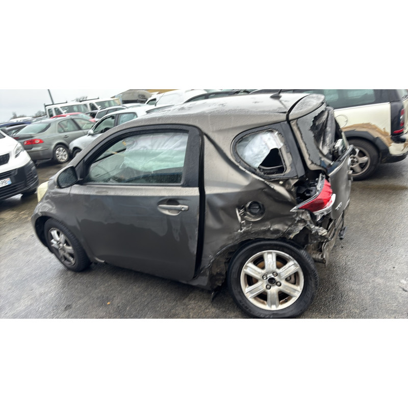 Pretensionneur de ceinture avant gauche TOYOTA IQ Photo n°10