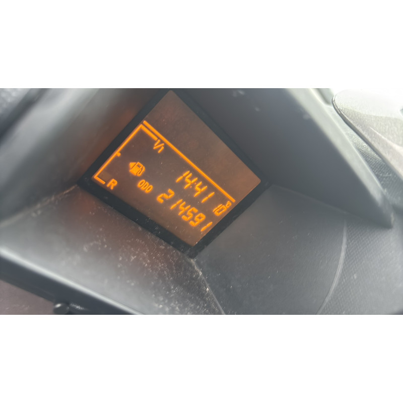 Pretensionneur de ceinture avant gauche TOYOTA IQ Photo n°18