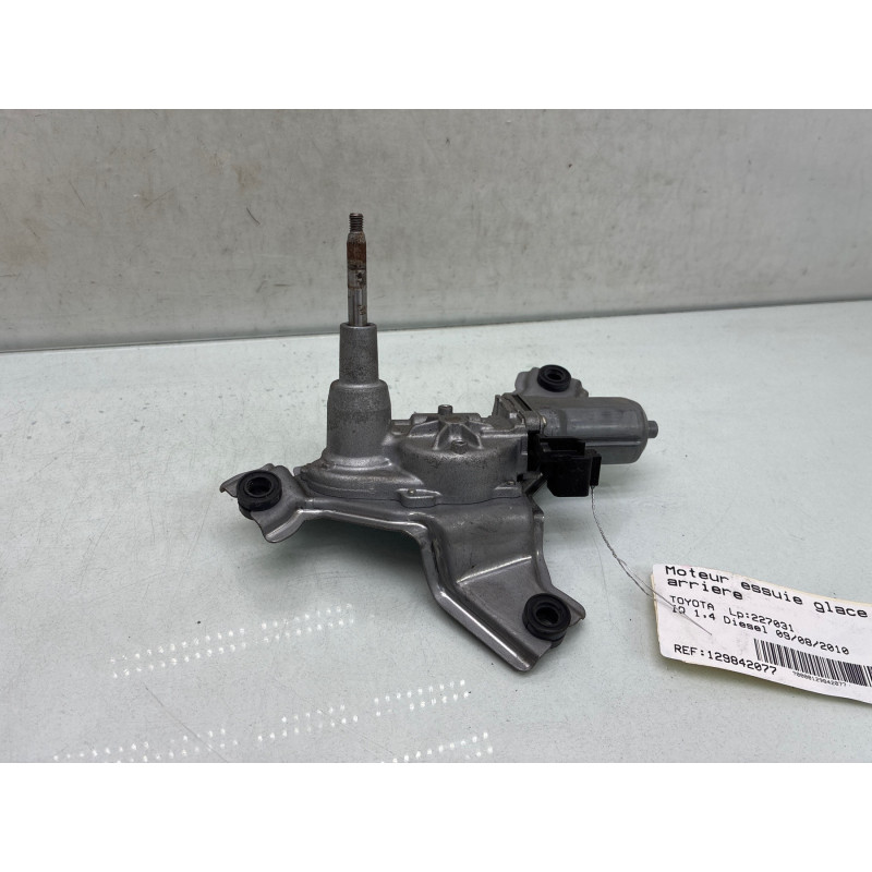 Moteur essuie glace arriere TOYOTA IQ Photo n°1