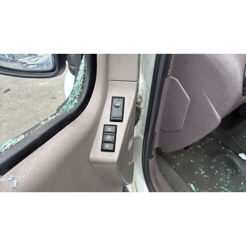 Poignee porte laterale droit RENAULT MASTER 2 Photo n°13