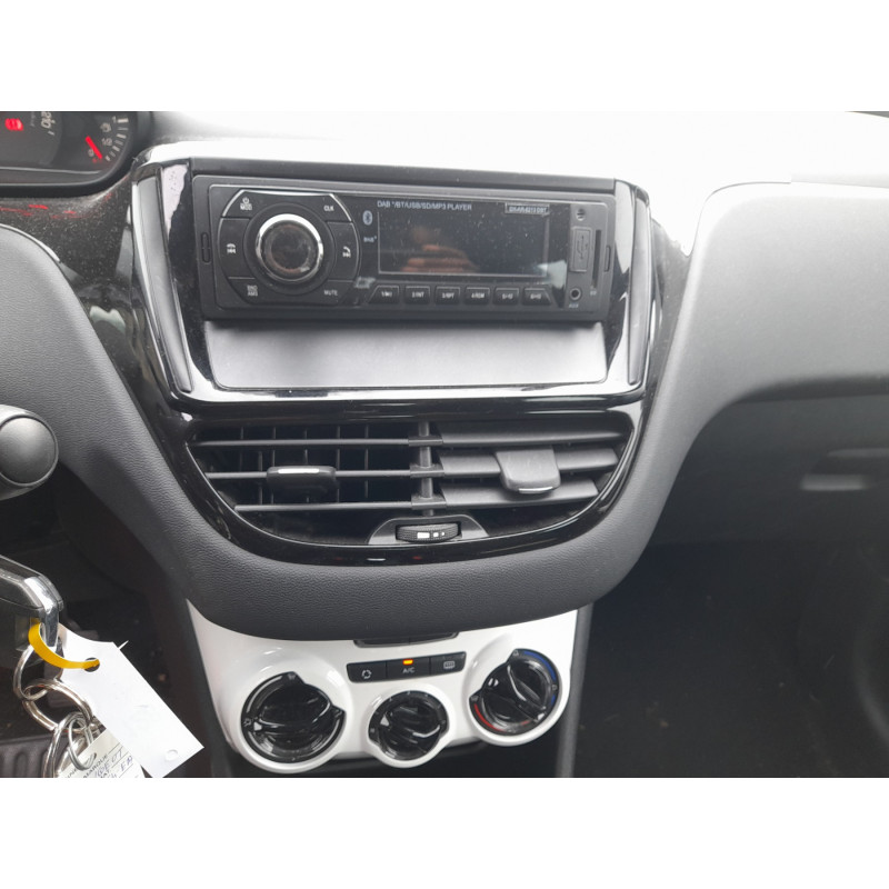 Pretensionneur de ceinture avant droit PEUGEOT 208 1 Photo n°14