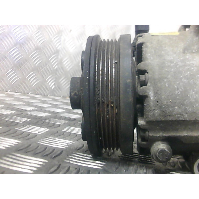 Compresseur clim FORD C-MAX 1 Photo n°1