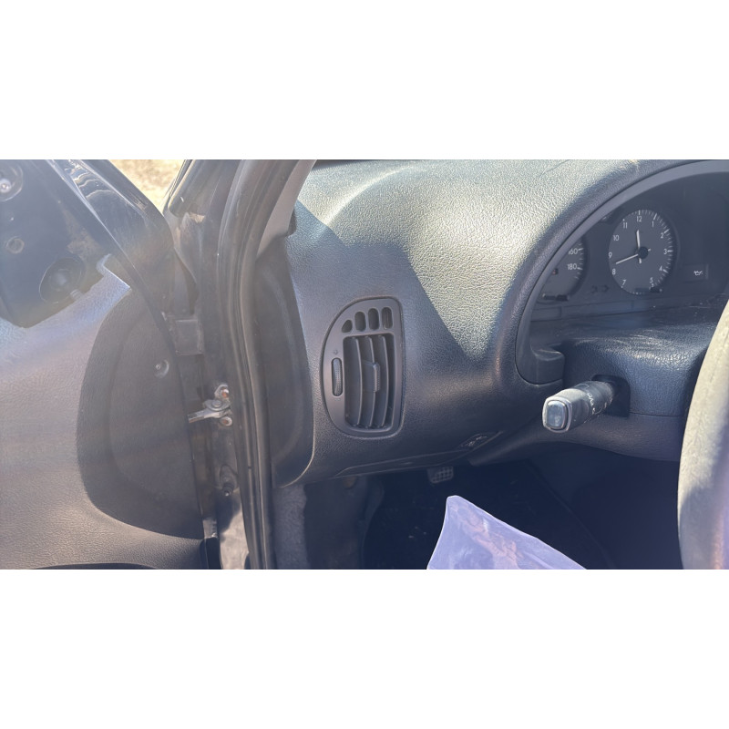 Serrure avant droit CITROEN SAXO Photo n°15