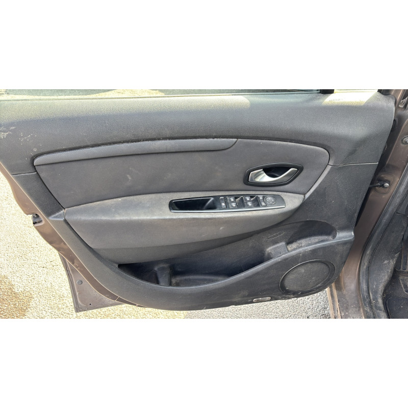 Pretensionneur de ceinture avant gauche RENAULT SCENIC 3 Photo n°12