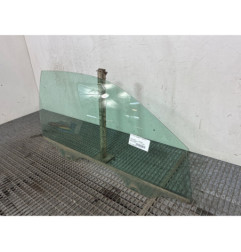 Vitre avant droit VOLKSWAGEN POLO 4