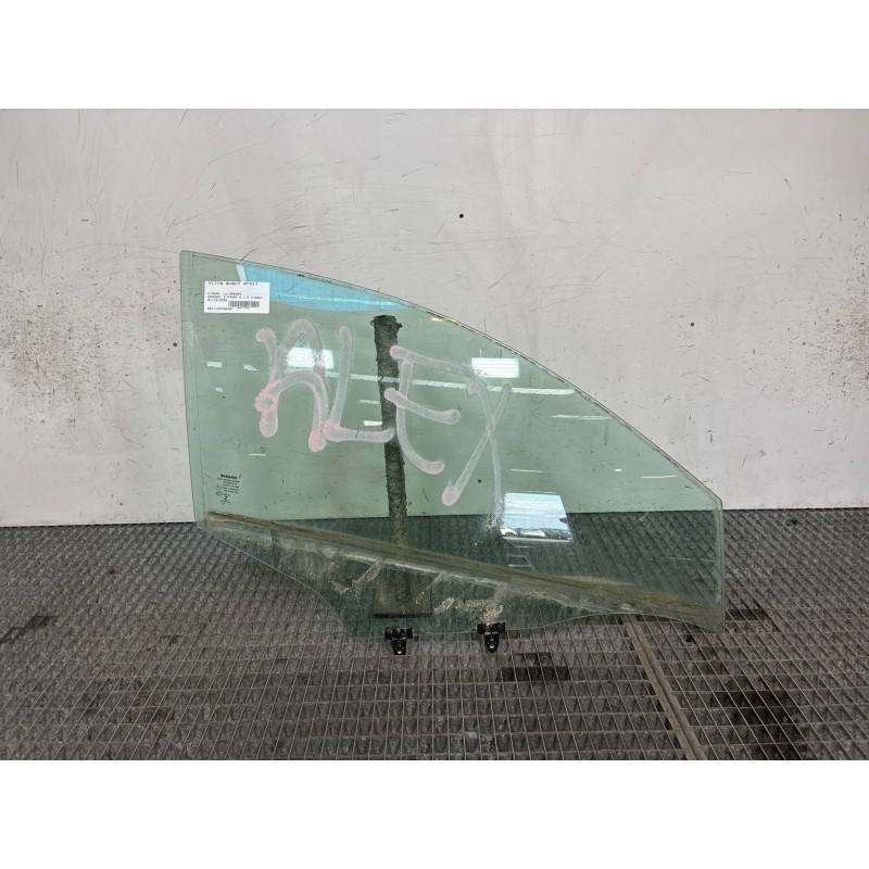 Vitre avant droit NISSAN QASHQAI 2 Photo n°2