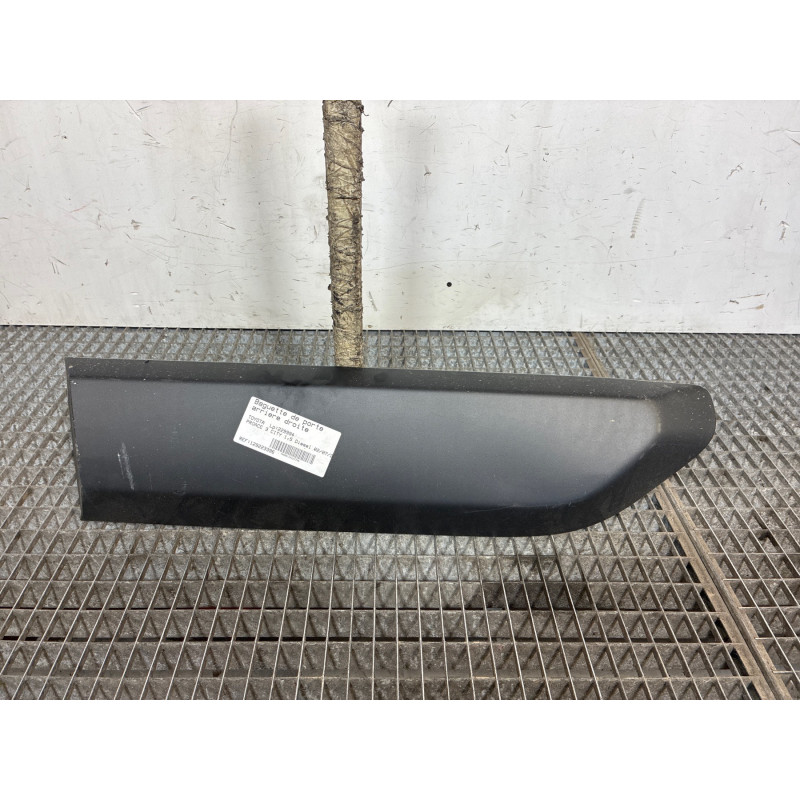 Baguette de porte arriere droite TOYOTA PROACE 3 CITY Photo n°3