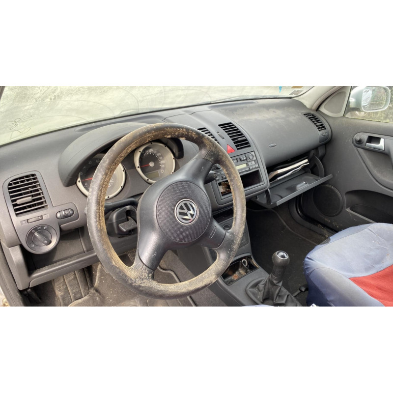 Moteur VOLKSWAGEN POLO 3 Photo n°8