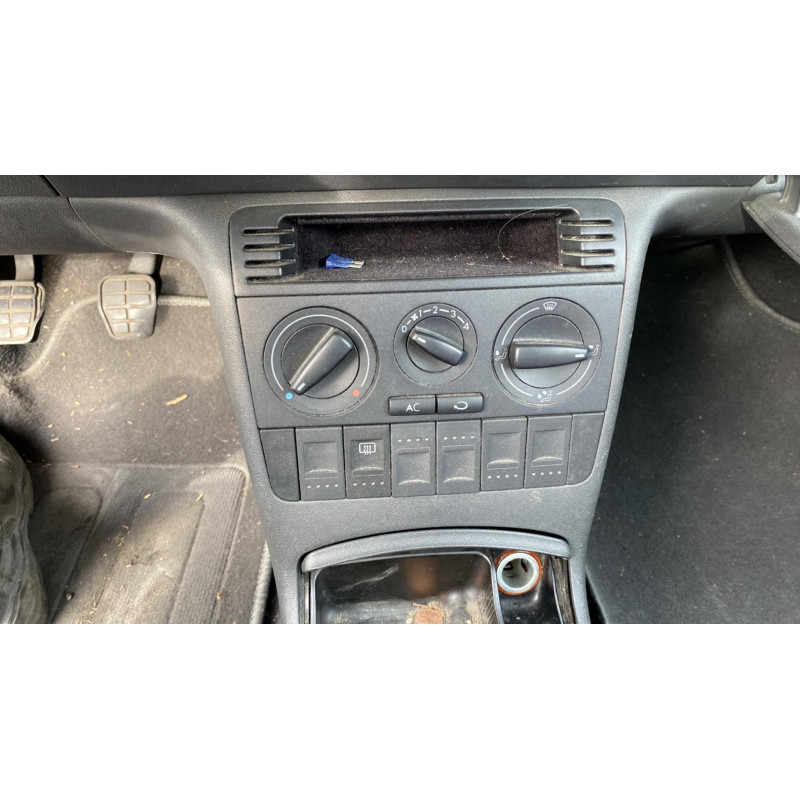 Moteur VOLKSWAGEN POLO 3 Photo n°18