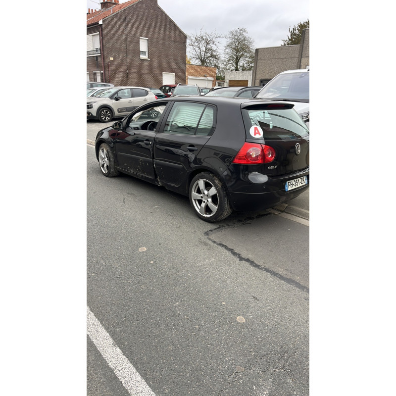 Moteur VOLKSWAGEN GOLF 5 Photo n°10