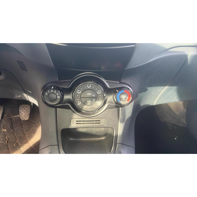 Moteur FORD FIESTA 6 Photo n°16