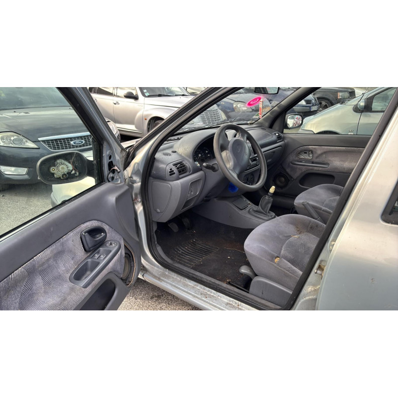 Boite de vitesses RENAULT CLIO 2 Photo n°17