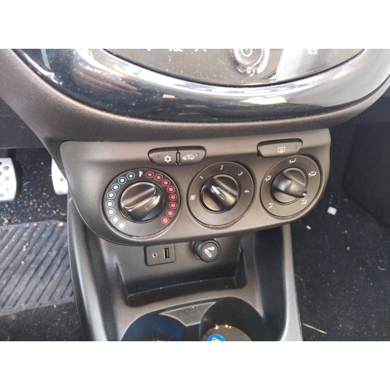 Moteur OPEL CORSA E Photo n°11