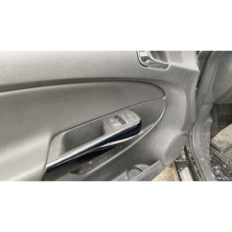 Boite de vitesses OPEL CORSA D Photo n°20