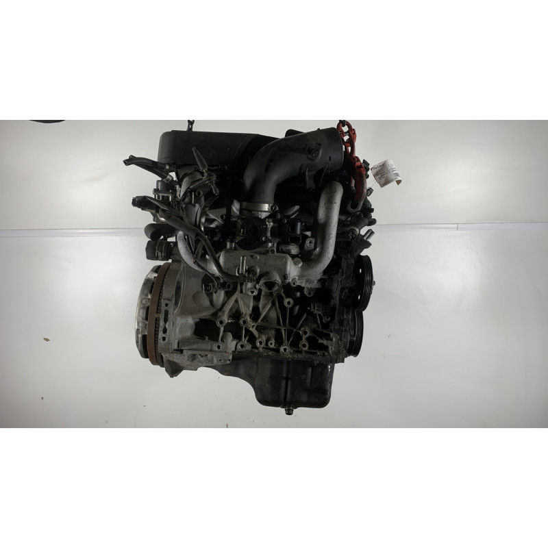 Moteur SUZUKI LIANA Photo n°1