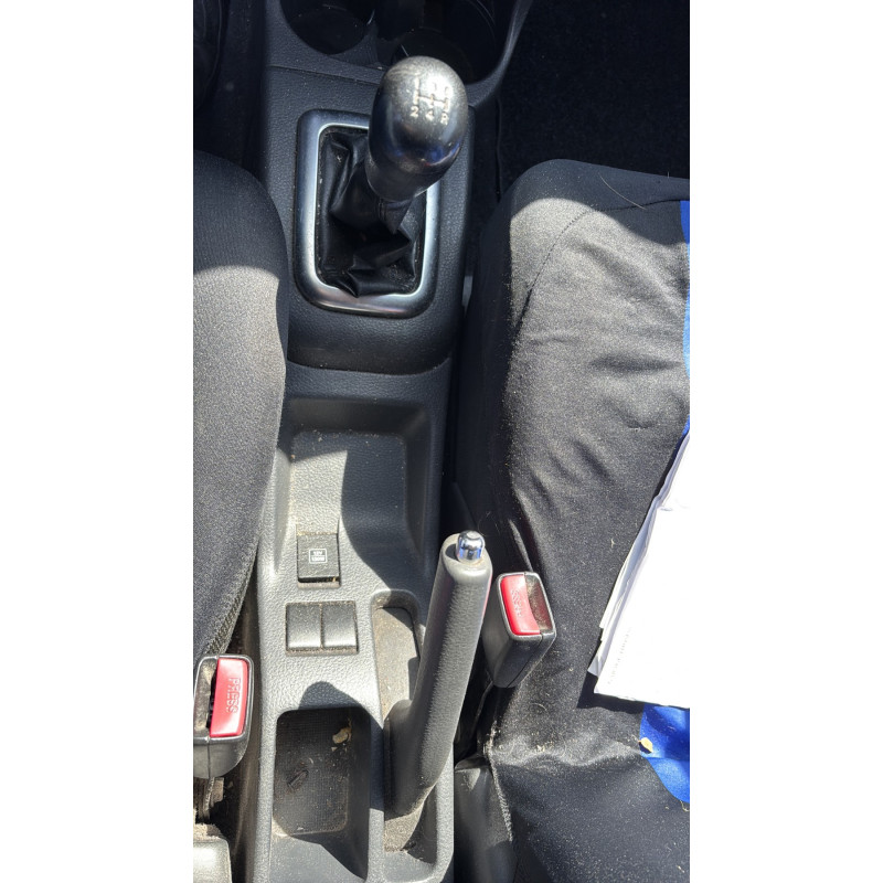 Moteur SUZUKI LIANA Photo n°13