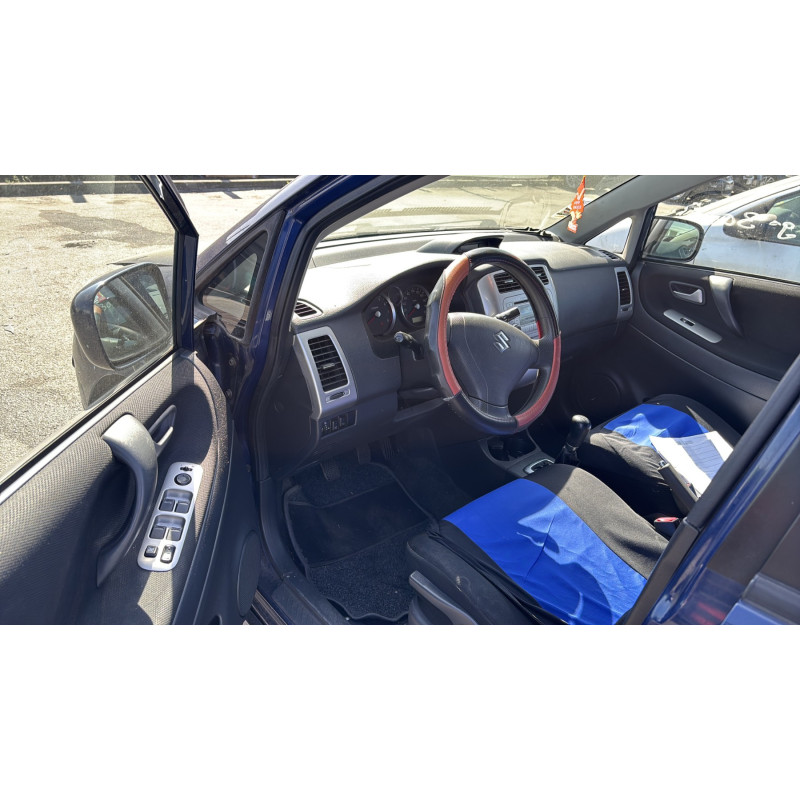 Moteur SUZUKI LIANA Photo n°19