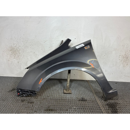 Aile avant gauche OPEL ZAFIRA B