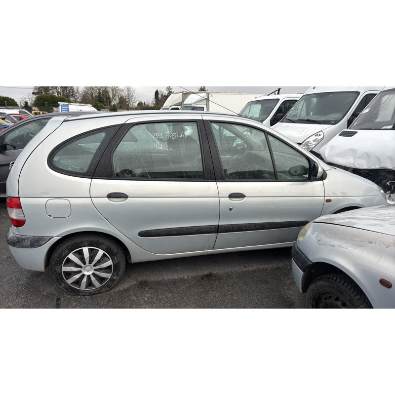 Anti brouillard gauche (feux) RENAULT SCENIC 1 Photo n°7