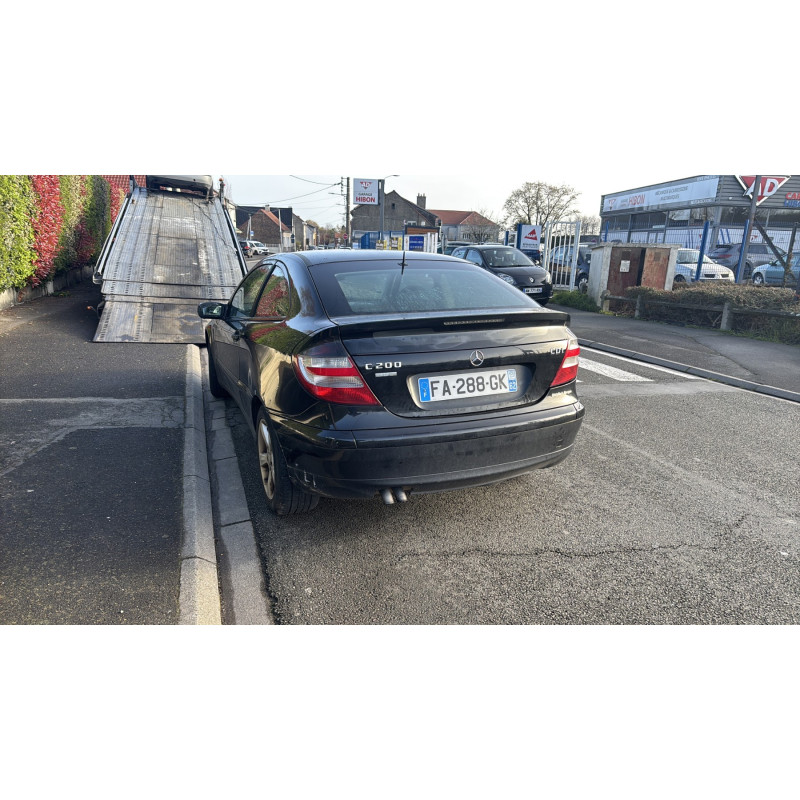 Capot MERCEDES CLASSE C 203 COUPE SPORT Photo n°10