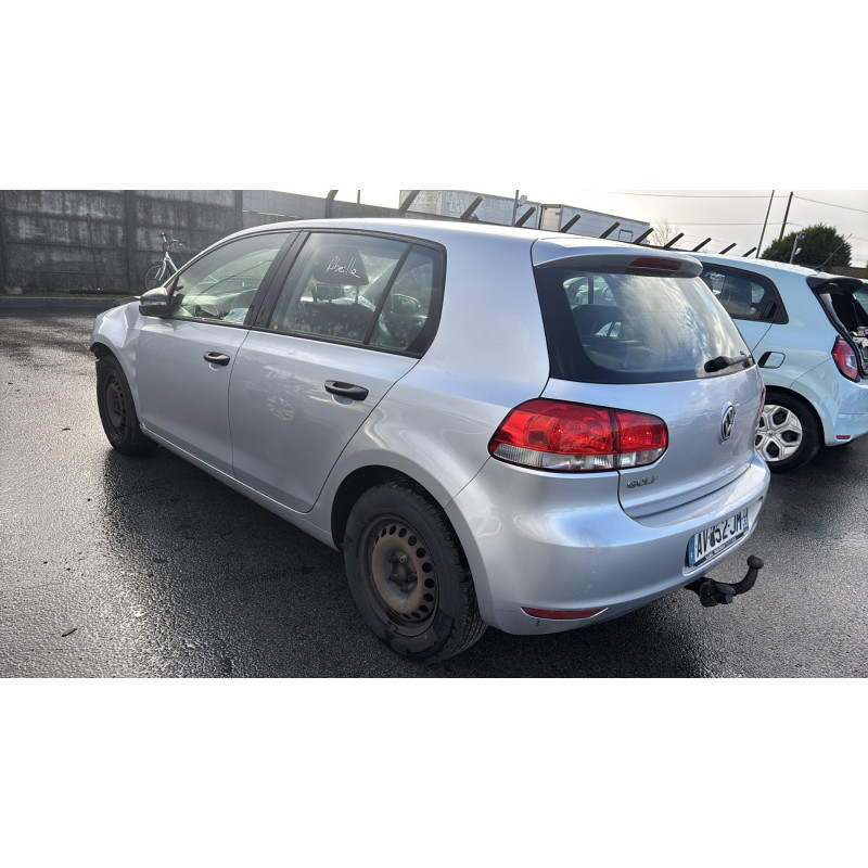 Malle/Hayon arriere VOLKSWAGEN GOLF 6 Photo n°8