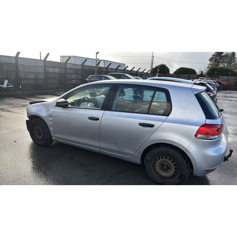 Malle/Hayon arriere VOLKSWAGEN GOLF 6 Photo n°10