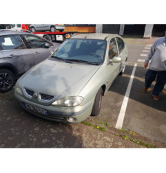 Retroviseur gauche RENAULT MEGANE 1