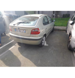 Retroviseur gauche RENAULT MEGANE 1