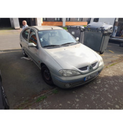 Retroviseur gauche RENAULT MEGANE 1