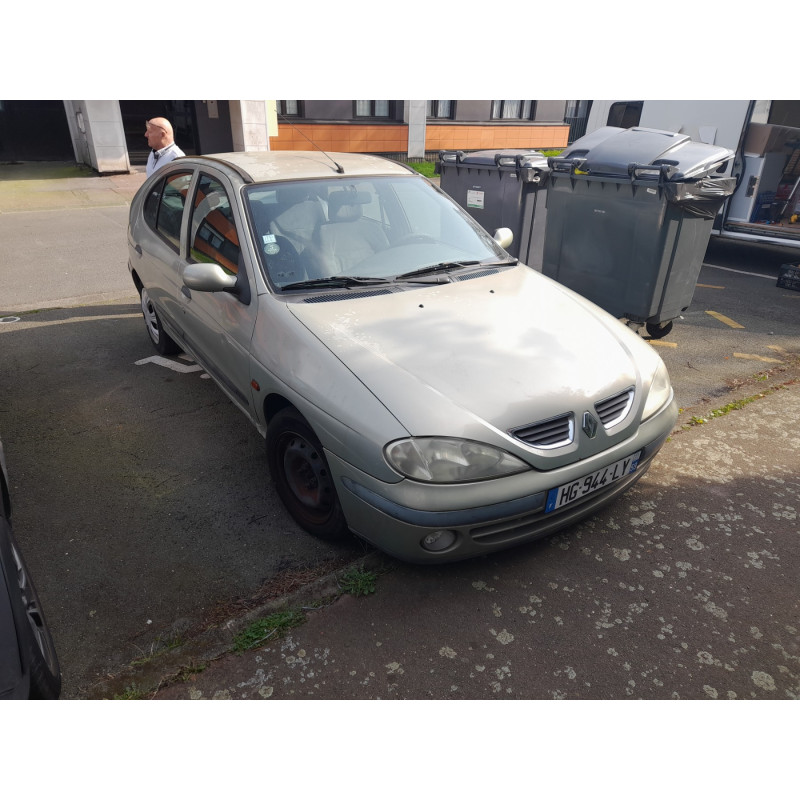 Retroviseur gauche RENAULT MEGANE 1 Photo n°8