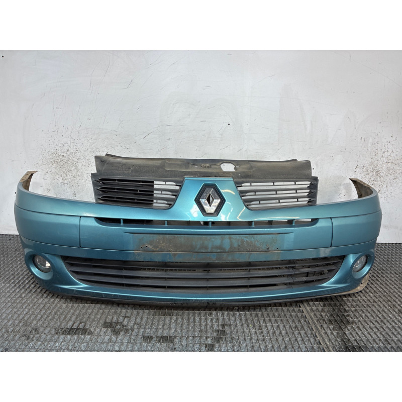 Pare choc avant RENAULT CLIO 2 Photo n°4