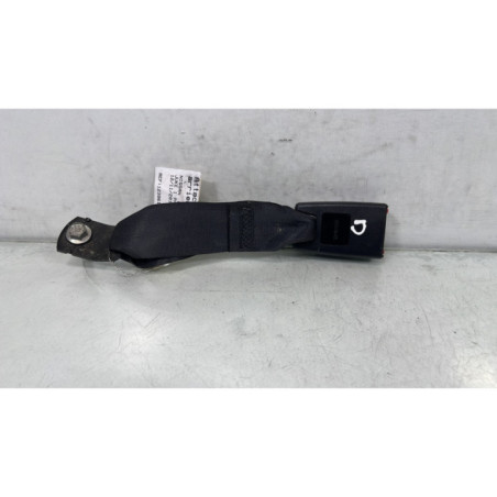 Attache ceinture arriere droit NISSAN JUKE 1