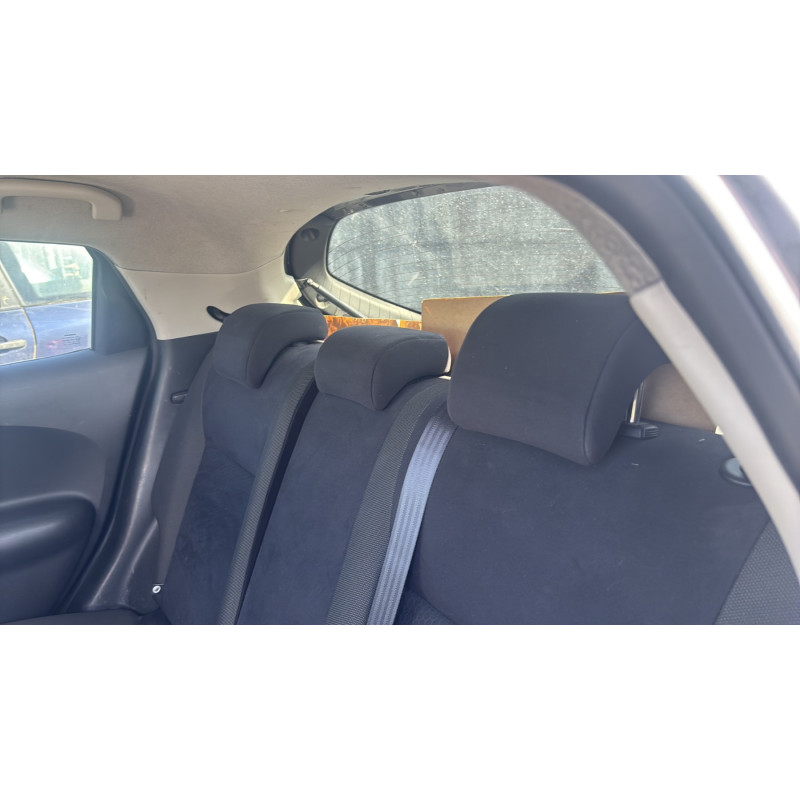Attache ceinture arriere droit NISSAN JUKE 1 Photo n°14