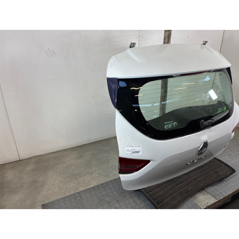 Malle/Hayon arriere RENAULT CLIO 4 Photo n°3