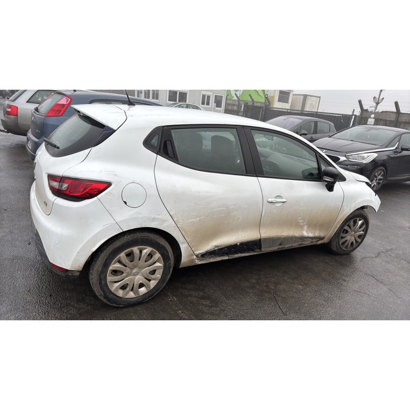 Malle/Hayon arriere RENAULT CLIO 4 Photo n°11