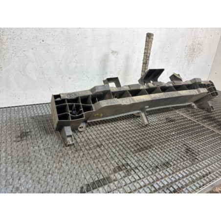 Renfort pare choc arriere (traverse) RENAULT CLIO 4
