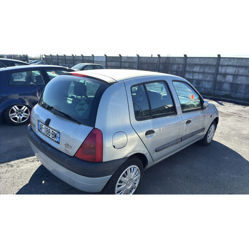 Anti brouillard droit (feux) RENAULT CLIO 2 Photo n°7