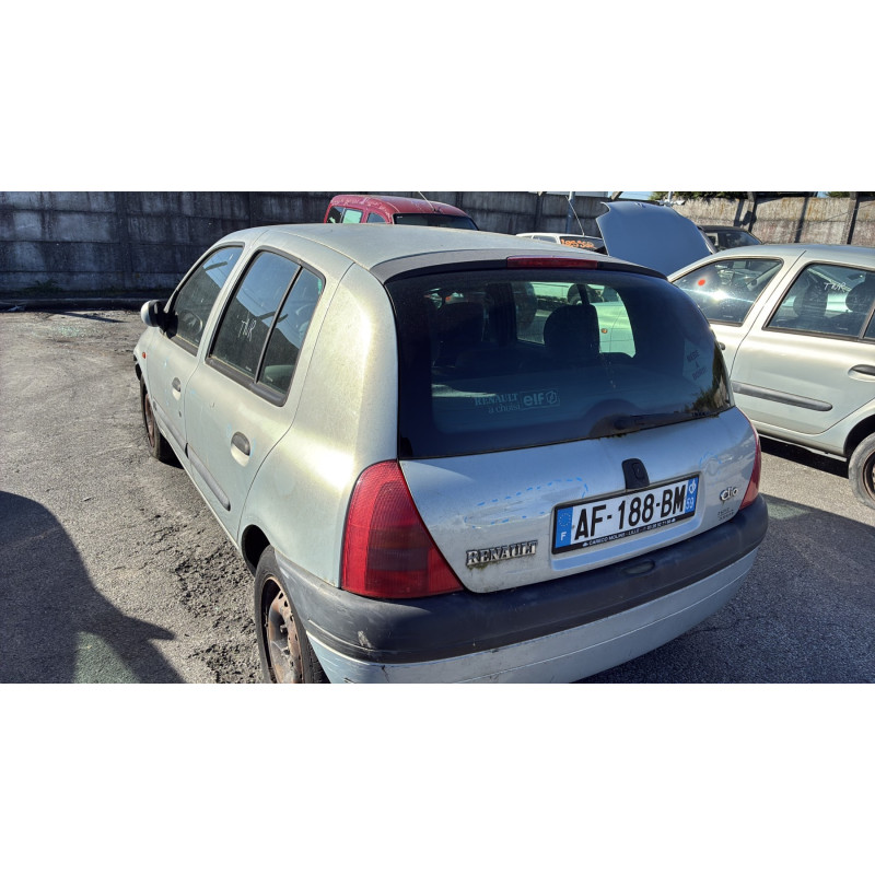 Anti brouillard droit (feux) RENAULT CLIO 2 Photo n°8