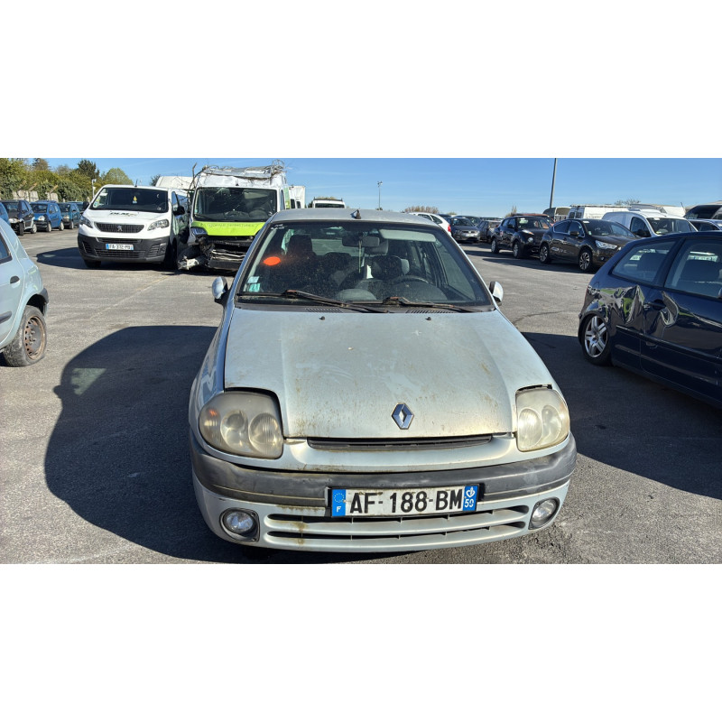 Anti brouillard droit (feux) RENAULT CLIO 2 Photo n°11