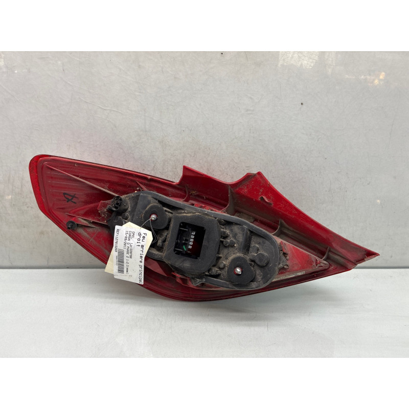 Feu arriere principal droit (feux) OPEL CORSA D Photo n°3