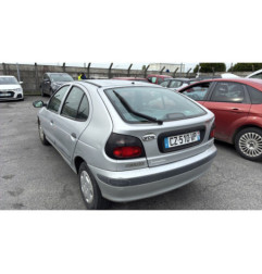 Capot RENAULT MEGANE 1
