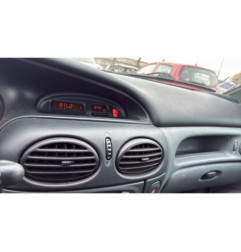 Capot RENAULT MEGANE 1