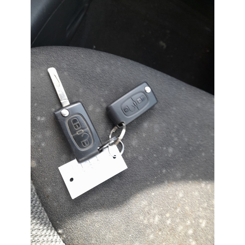 Feu arriere stop central CITROEN C3 1 Photo n°15