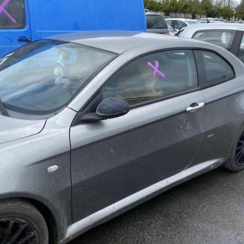 Jante ALFA ROMEO GT Photo n°8