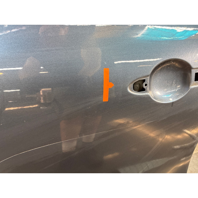 Porte avant gauche RENAULT CLIO 4 Photo n°1