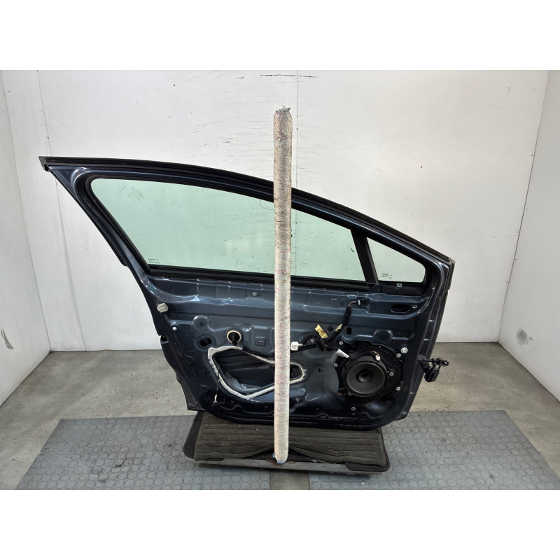 Porte avant gauche RENAULT CLIO 4 Photo n°2