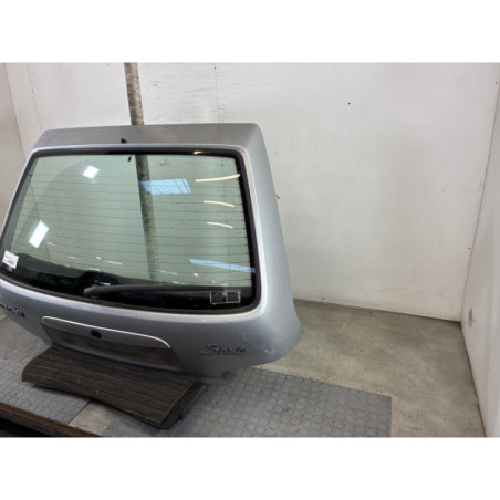 Malle/Hayon arriere CITROEN SAXO Photo n°1